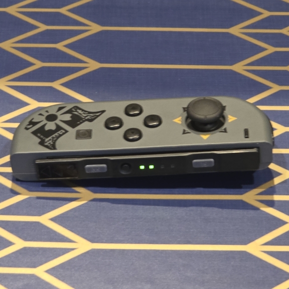 Nintendo Switch Left Joycon Monster Hunter - Excellent Condition - Picture 9 of 11